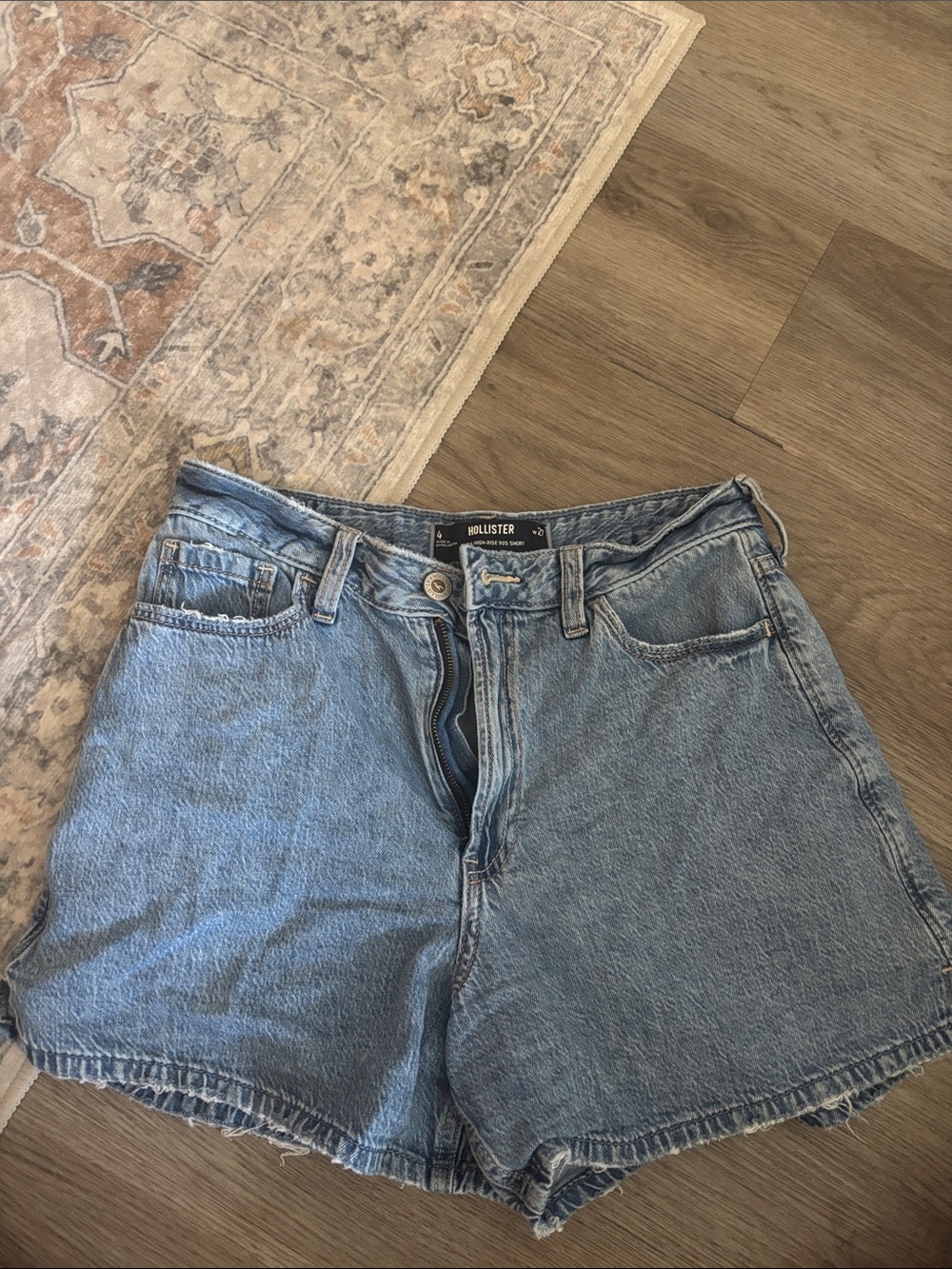 Hollister Light Wash Denim High-Rise Women's Shorts